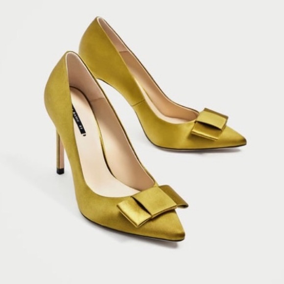 mustard satin shoes